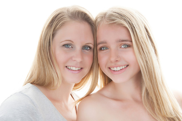 Helen's Family photo with her beautiful daughter taken by our Auckland family photographer 
