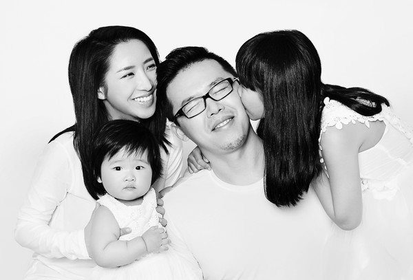 family photo taken at Milk Photography studio by our Auckland family photographer