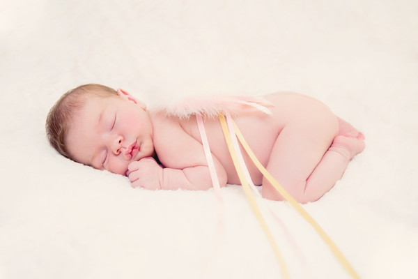 Brittany and Bryce's Newborn Photo taken by our Auckland newborn photographer